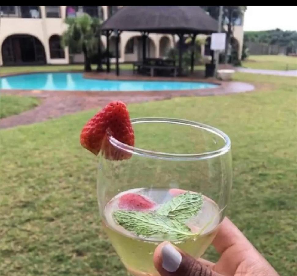 Cabanas Del Mar Amanzimtoti Luaran gambar