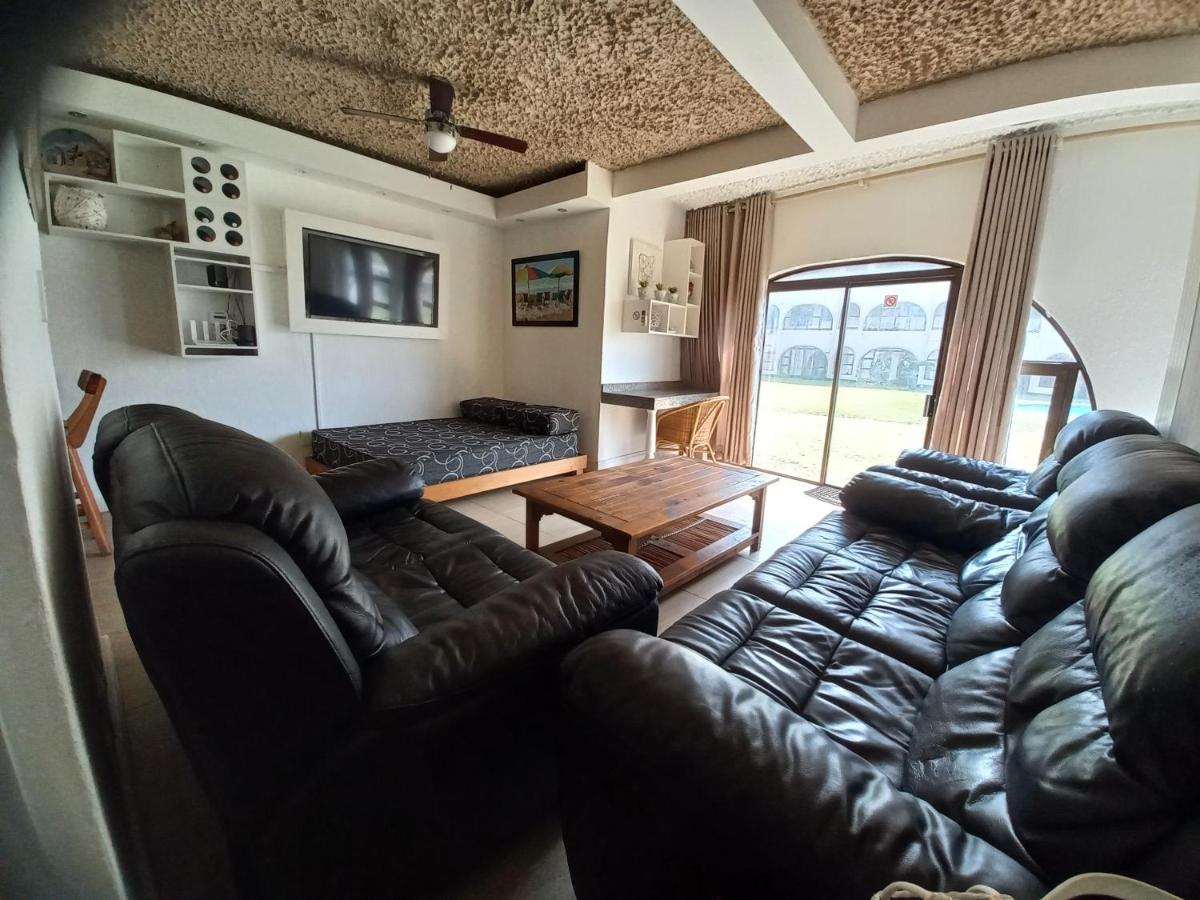 Cabanas Del Mar Amanzimtoti Luaran gambar